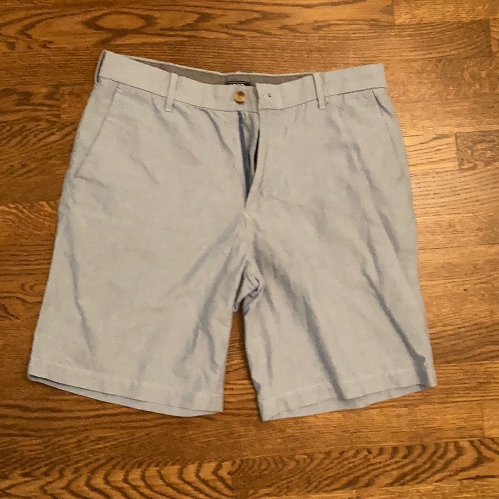IZOD light blue shorts